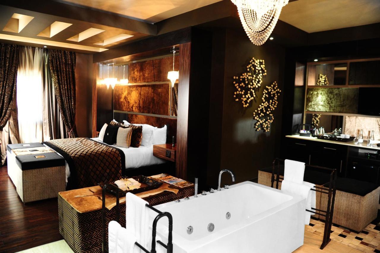 Palala Boutique Game Lodge And Spa Tom Burke Buitenkant foto